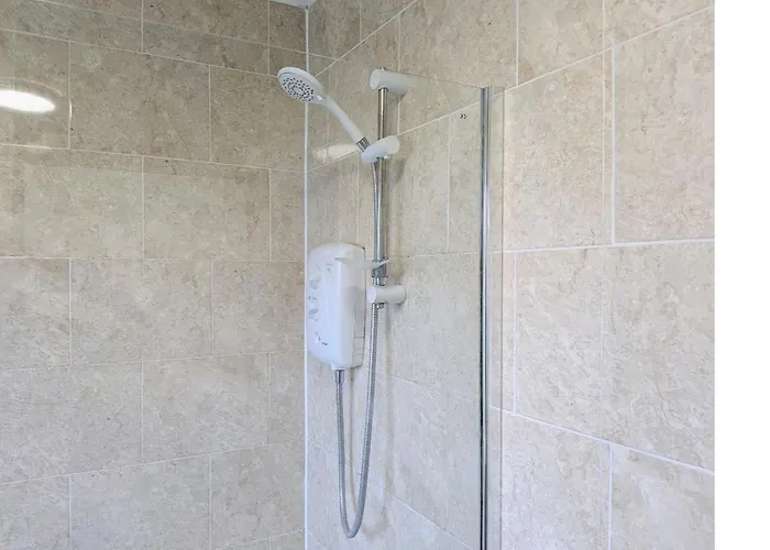 Danebury House Sleeps 13 With Parking * York