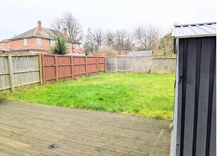 Сasa de vacaciones Danebury House Sleeps 13 With Parking *